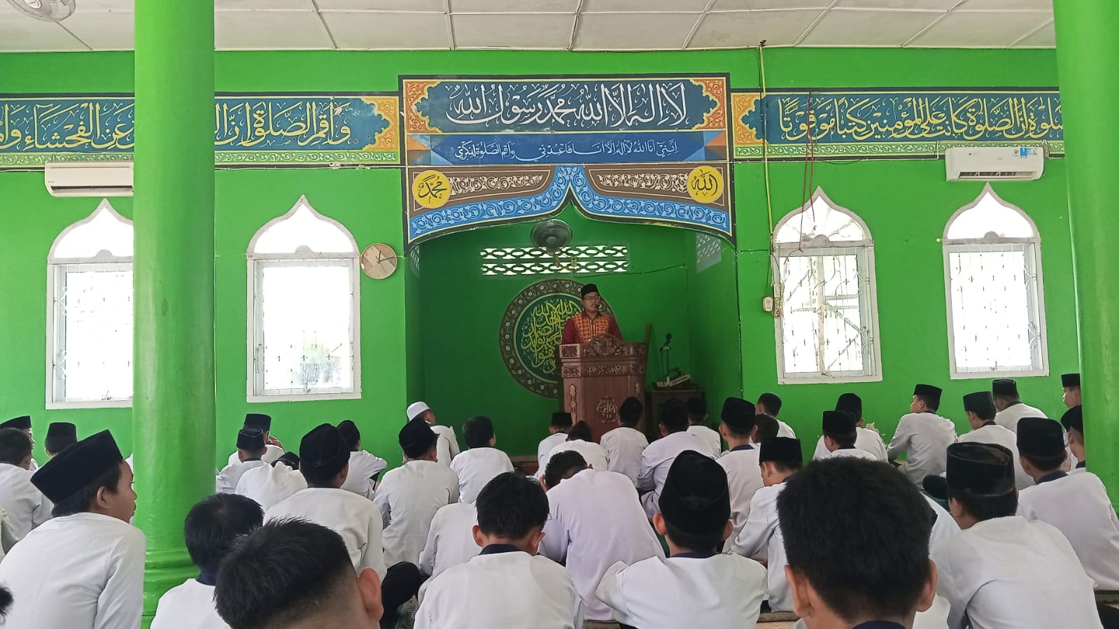 Persiapkan Diri Menuju Kepastian, Salat Jumat di MTsN 2 Ogan Ilir Ingatkan Kematian